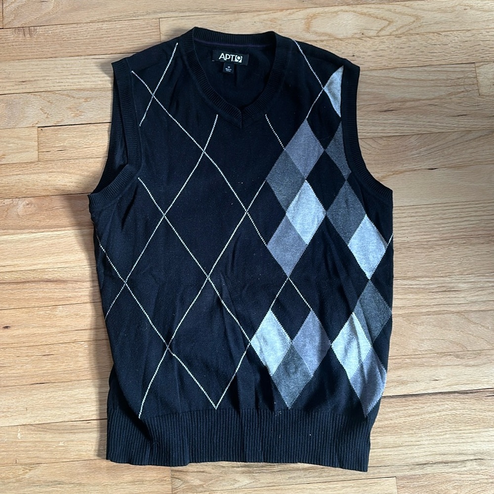 Men’s Argyle Vest